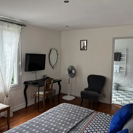 Atmosphere Petit Dejeuner Compris Casa de hóspedes