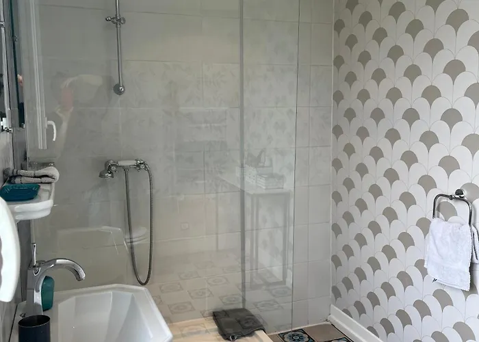 Atmosphere Petit Dejeuner Compris 4* Grenoble