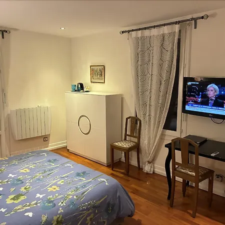 Atmosphere Petit Dejeuner Compris 4*