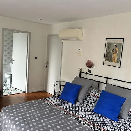 Atmosphere Petit Dejeuner Compris 4* Grenoble