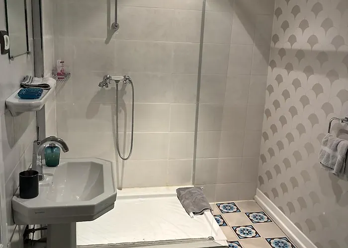 Atmosphere Petit Dejeuner Compris 4* Grenoble